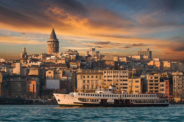 İstanbul'a 6 ayda 5 milyon turist
