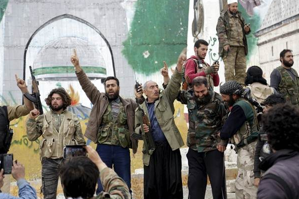 Muhaliflerden  büyük hamle