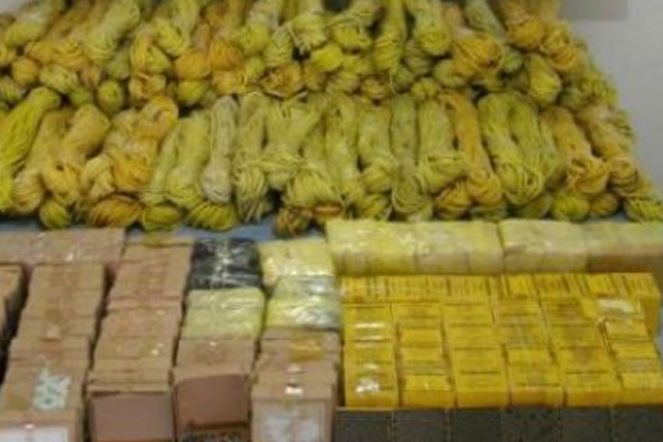 Akçakale'de 10 bin fünye ele geçirildi