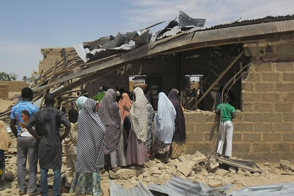 Nijerya'da cami ve restaurant saldırısı