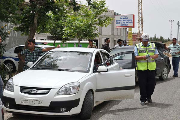 2 bin Suriyeli için geçici plaka