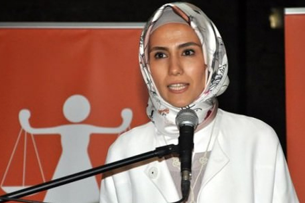 Sümeyye Erdoğan'dan 28 şubat itirafı