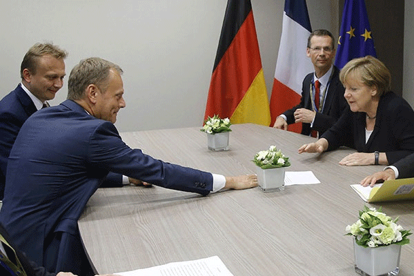 Yunanistan’a perşembeye kadar süre