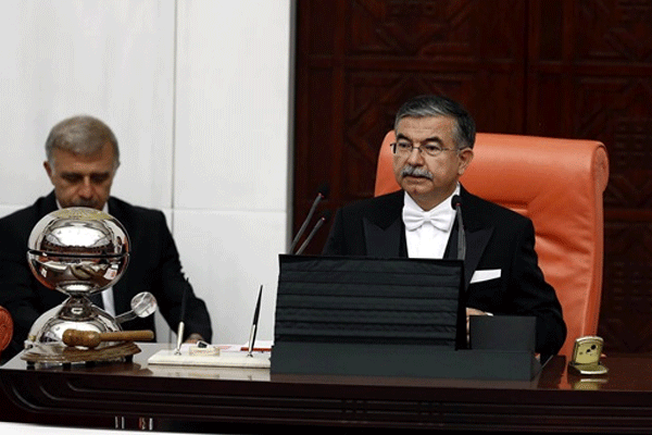 Krizi Meclis Başkanı çözecek