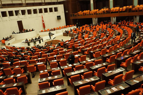 Meclis Divanı krizi aşıldı