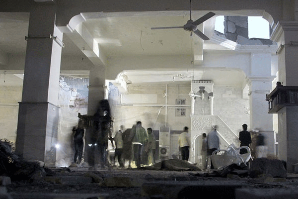 Teravihte varil bombalı saldırı