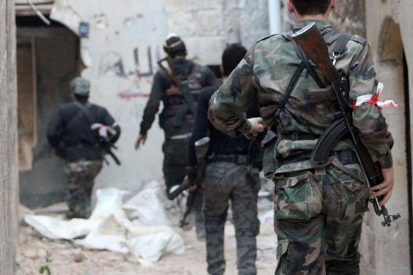 'İsrail, Suriye'deki muhalif örgütlere silah sattı'