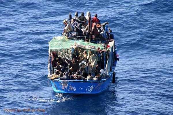 Akdeniz’de göçmen akını