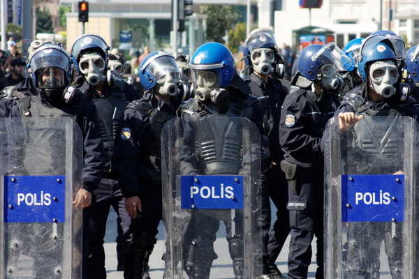 Polisler için kanun teklifi