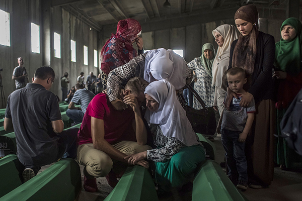 Srebrenitsa'da son hazırlıklar