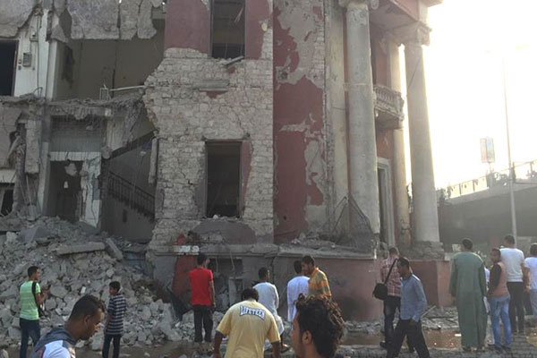 Mısır'da  korkunç patlama!