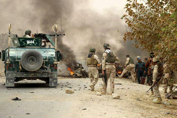 Afganistan'da ABD üssüne kanlı saldırısı