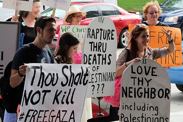 İsrail'in Gazze politikası protesto edildi