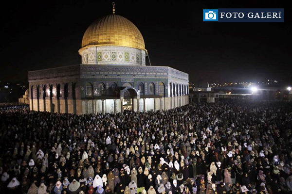 Mescid-i Aksa'da Kadir Gecesi yoğunluğu