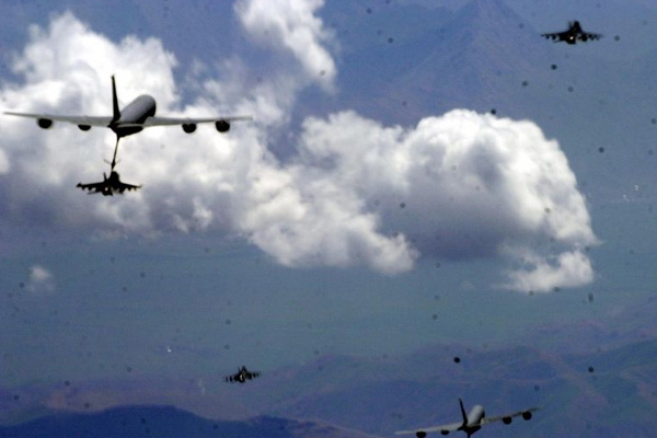 Irak ABD'den savaş uçağı aldı