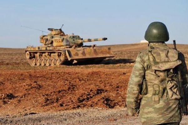 Askeri araçlara Suriye topraklarından ateş