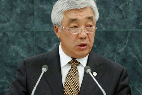 Hazar Beşlisi'nin Dışişleri Bakanları biraraya ageldi