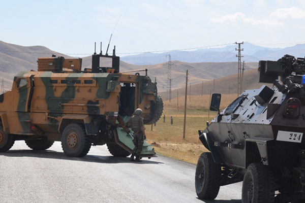 Şemdinli'de bir köyde yasak kalktı