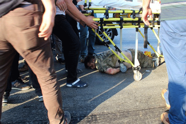 Darbeci asker kendini vurdu