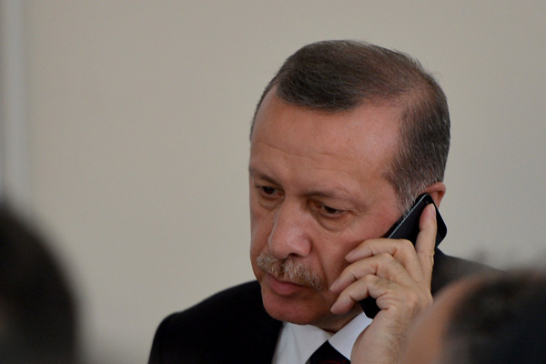 Yunanistan'a kaçan darbeciler için Erdoğan Çipras'ı aradı