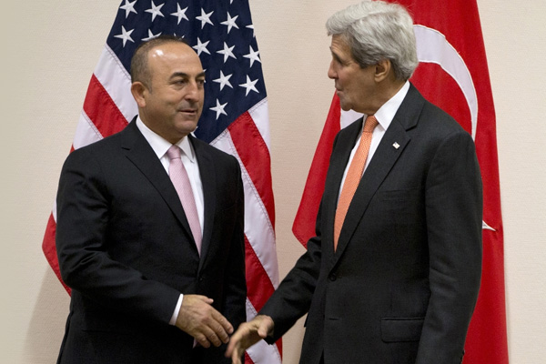 Dışişleri Bakanı Çavuşoğlu ile Kerry, Gülen'in iadesini görüştü