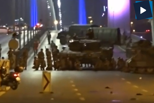 Boğaziçi Köprüsü'nde darbeciler halkı böyle öldürdü!