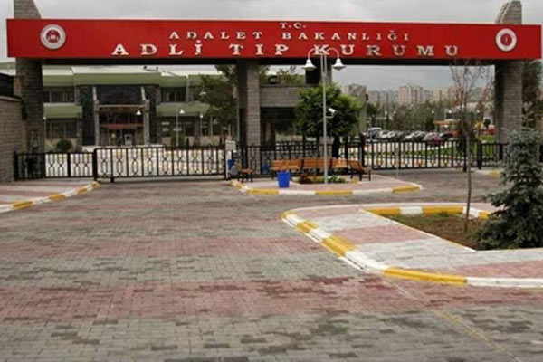 Başı kesilerek öldürülen kimse yok