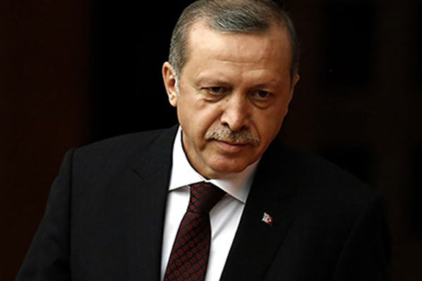 Erdoğan: Meydanlardan çekilmeyin