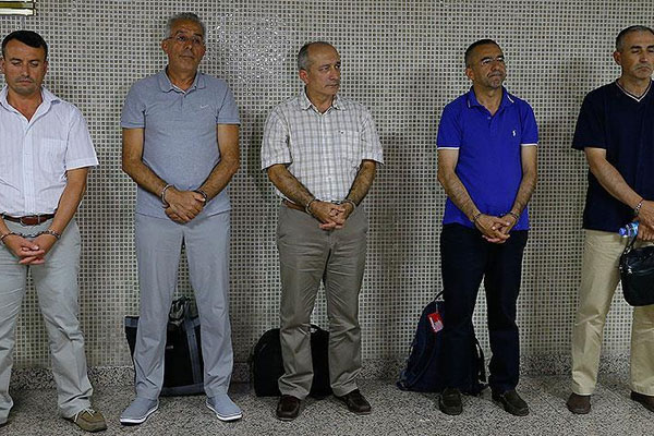 İzmir'de cuntacılara tutuklama talebi