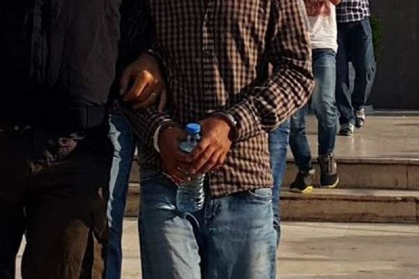 Gaziantep’te 36 darbeci asker tutuklandı
