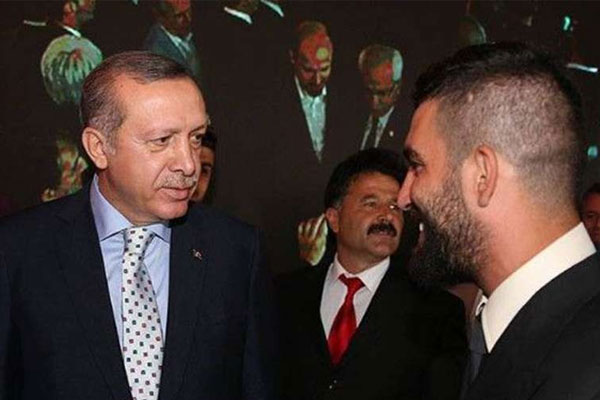 Arda Turan'dan Erdoğan'a destek