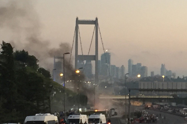 İran'dan darbe iddiası: 'O ülkeler destekledi...'