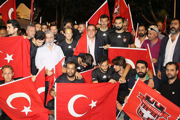 Gaziantepspor'dan darbe girişimine tepki