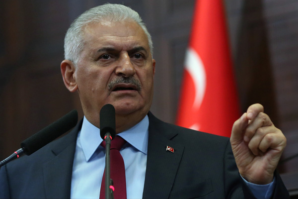 Başbakan: Ey FETÖ'nün hainleri, siz bizi ne sandınız?