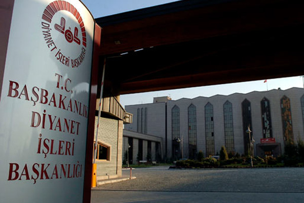 Diyanet: 492 kişi görevden alındı