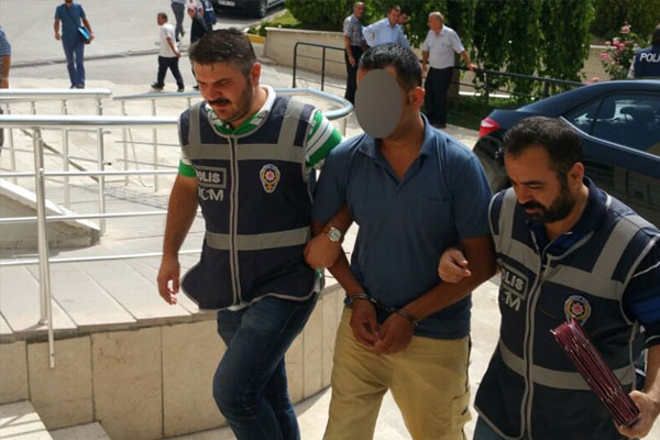 Sosyal medyadan darbeyi desteğe 1 gözaltı daha