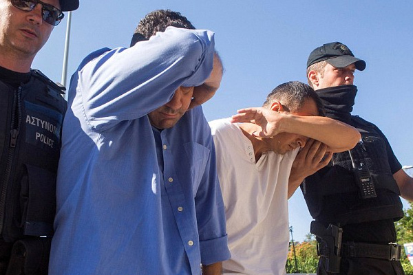 Yunanistan'a sığınan darbecilerin kimliği belli oldu