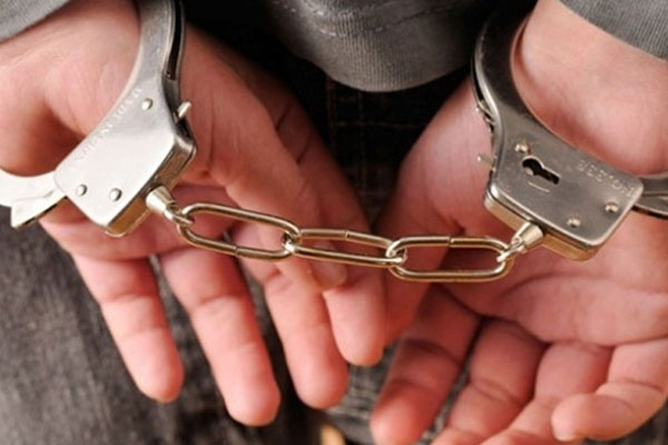 Gelibolu’da 10 subay tutuklandı