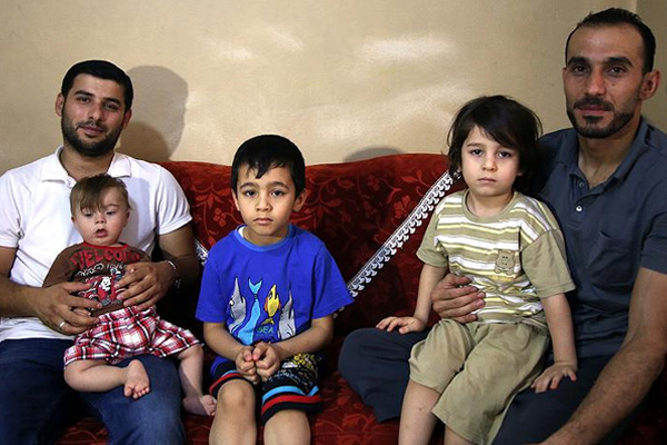 Suriyelilerden darbe girişimine tepki