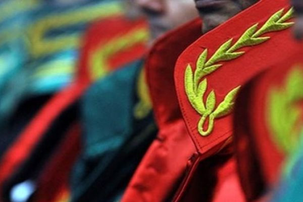 21 askeri hakim gözaltına alındı