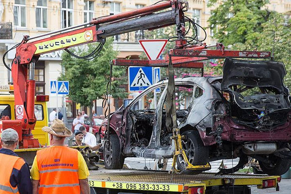 Ukrayna'da gazeteci bombalı saldırıda öldü