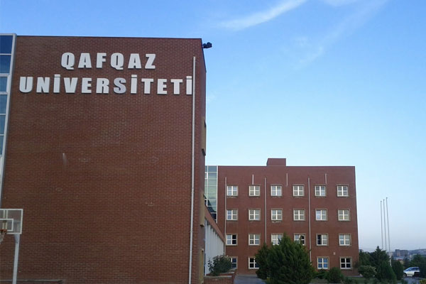 Azerbaycan'da üniversite 'FETÖ' gerekçesiyle kapandı