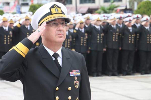 Tuğamiral Doğan’ın makamında ve konutunda arama