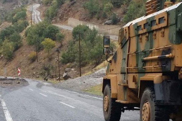 Hakkari'de çatışma: 2 yaralı