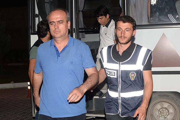 'Balyoz' hakimi Ömer Diken tutuklandı