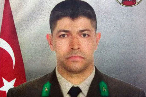 Kahraman astsubayın adı okula verildi