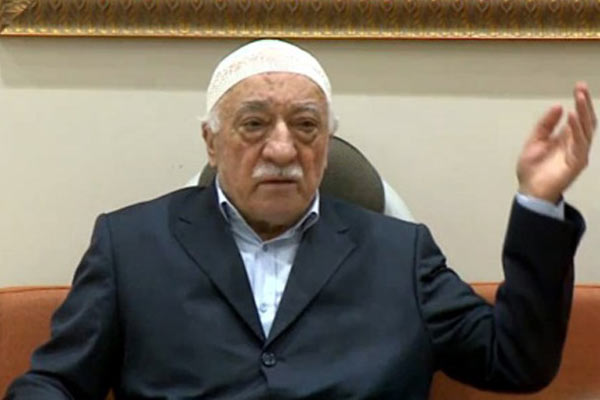 'Gülen, Mısır'a sığınacak'