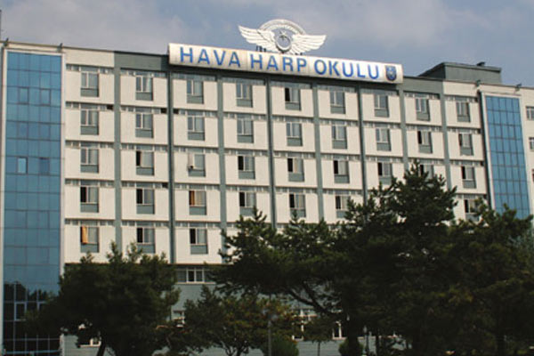 Darbenin son toplantısı o okulda yapılmış