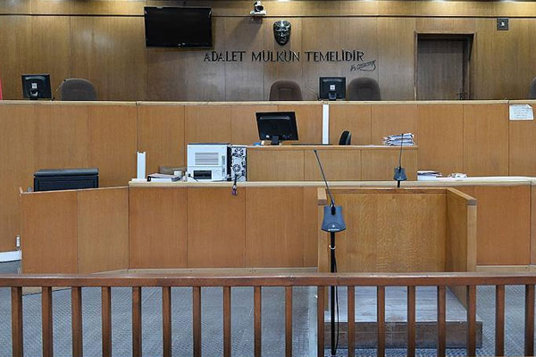 Şırnak'ta 9 polis tutuklandı