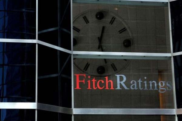 Fitch Türkiye'nin notunu düşürdü